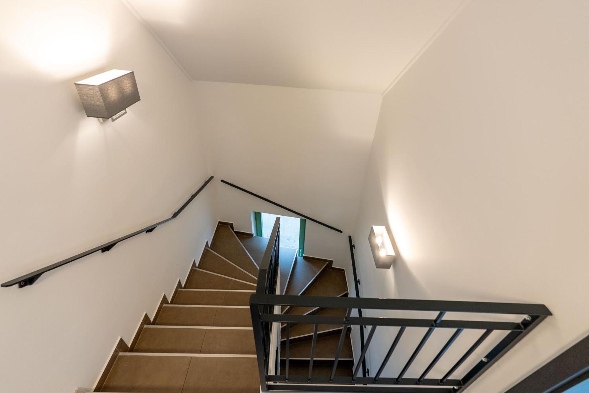 Jokai Apartman Dunafoldvar Екстериор снимка
